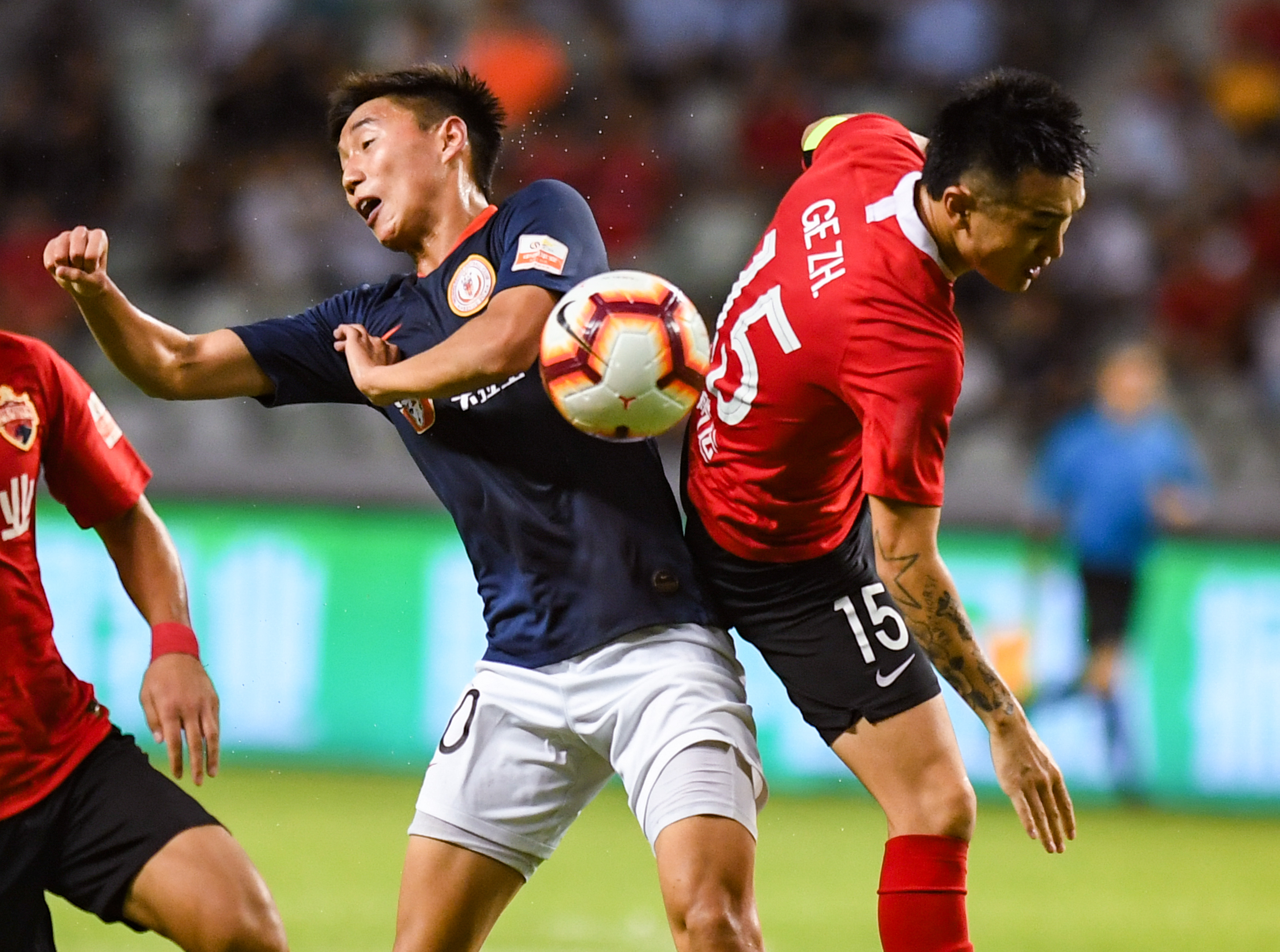 Ara和Grubinho讨论了晋级Champions和团队动态